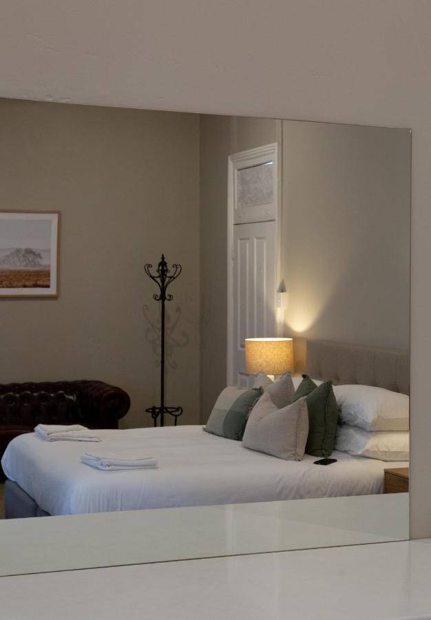 The Royal Hotel West Wyalong Buitenkant foto